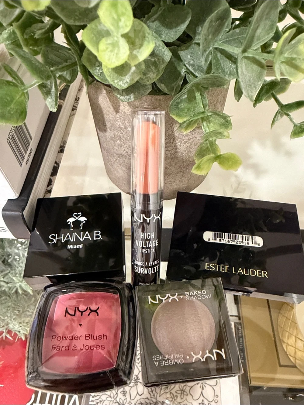 Assorted Makeup Set